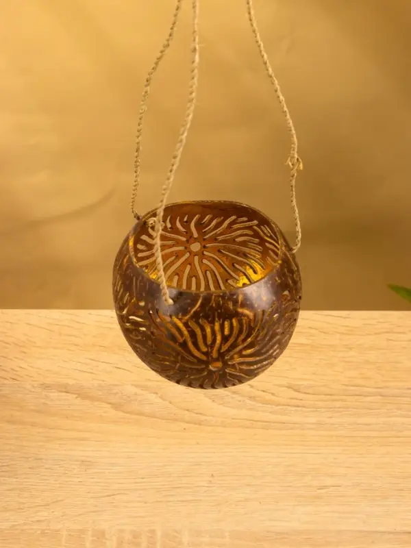 Подсвечник подвесной из кокоса, 9-12 см, коричневый Подсвечник подвесной из кокоса, 9-12 см, коричневый