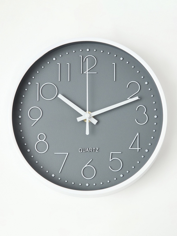 Часы настенные интерьерные «Классика», плавный ход, d-20 см Часы настенные интерьерные «Классика», плавный ход, d-20 см