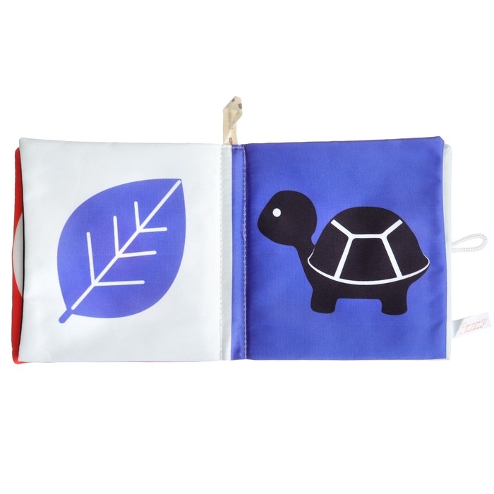 Книжка - шуршалка Крошка Я «Зверята» развивающая по методике Г. Домана, 12х12 см. Книжка - шуршалка Крошка Я «Зверята» развивающая по методике Г. Домана, 12х12 см.