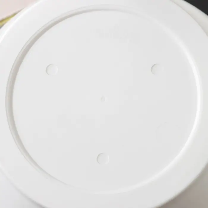 Горшок для цветов с поддоном «Антик», 3,6 л, d=22 см, цвет белый Горшок для цветов с поддоном «Антик», 3,6 л, d=22 см, цвет белый