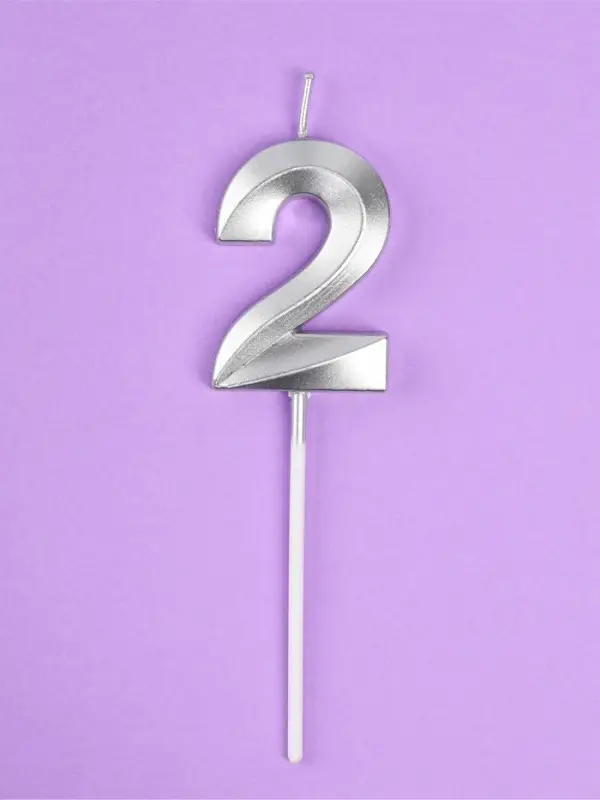 Свеча в торт на шпажке &laquo;Грань&raquo;, цифра 2, серебро, 5 см