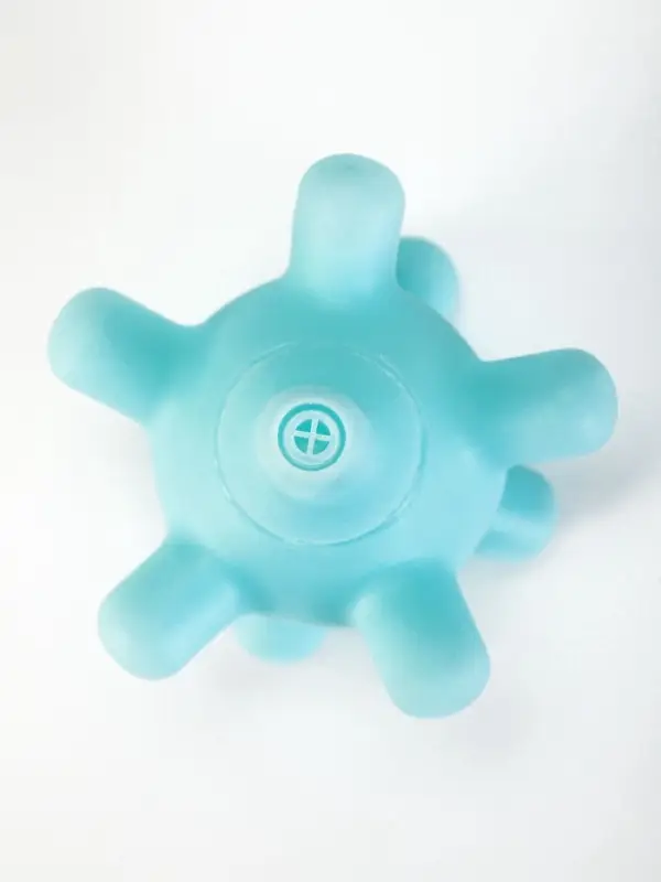 Игрушка для собак &laquo;Вирусный мяч&raquo;, 6.5 см, пищащая, винил, голубая