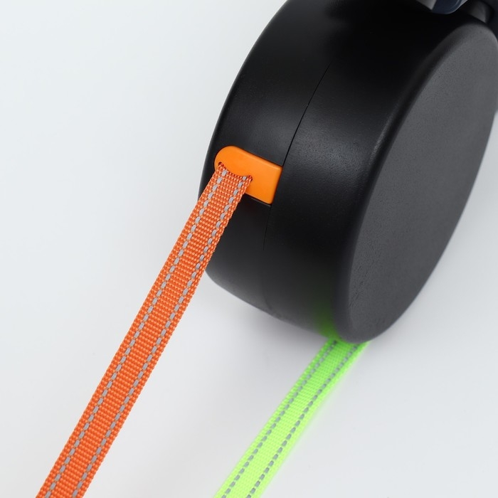 Рулетка-сворка на 2 собак, с фонариком и контейнером для пакетов, 3 м, до 15 кг каждая Рулетка-сворка на 2 собак, с фонариком и контейнером для пакетов, 3 м, до 15 кг каждая