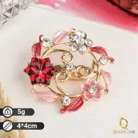 Брошь &laquo;Цветочная рамка&raquo; круг, цвет красный в золоте