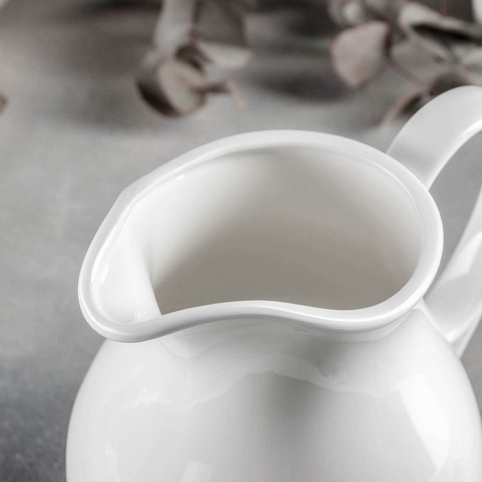 Кувшин фарфоровый Wilmax, 1,6 л, цвет белый Кувшин фарфоровый Wilmax, 1,6 л, цвет белый