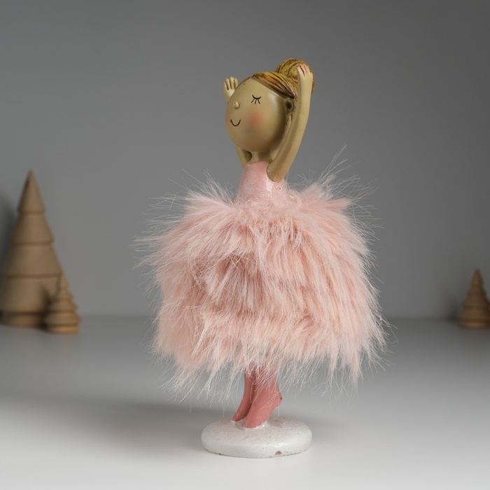 Сувенир полистоун  Сувенир полистоун "Балерина в меховой розовой пачке" 11х10х19,5 см