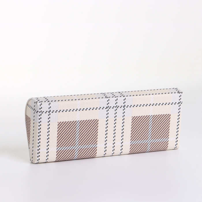 Футляр для очков на магните, длина 16 см, цвет бежевый Футляр для очков на магните, длина 16 см, цвет бежевый