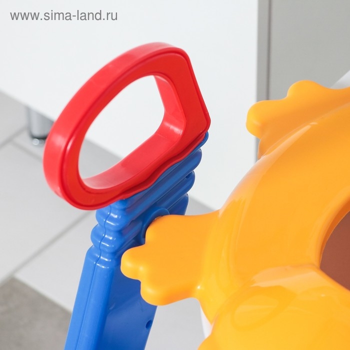 Детское сиденье на унитаз со ступенькой «Помощник малыша», с ручками, цветное Детское сиденье на унитаз со ступенькой «Помощник малыша», с ручками, цветное