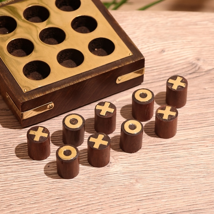 Игра настольная  Игра настольная "Крестики-нолики" 10х10 см, дерево шишам, латунь