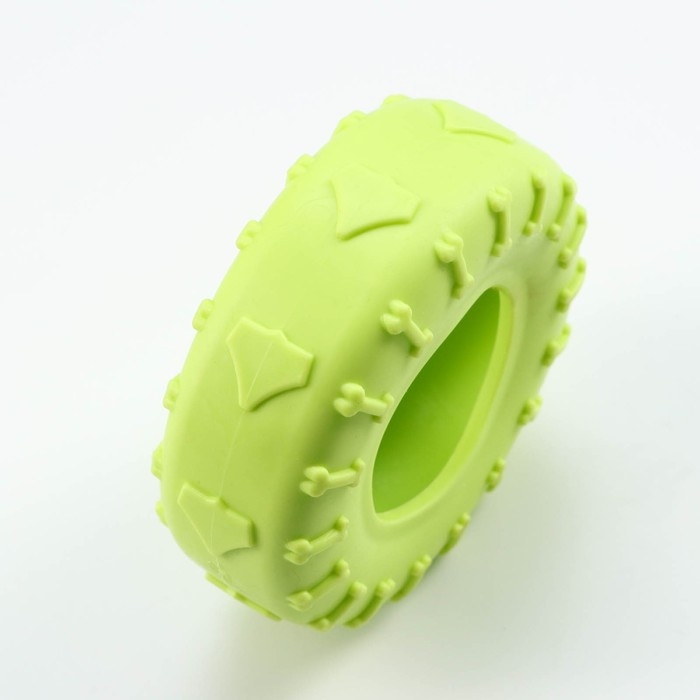 Игрушка жевательная для собак Игрушка жевательная для собак "Шина" 9 см, салатовая