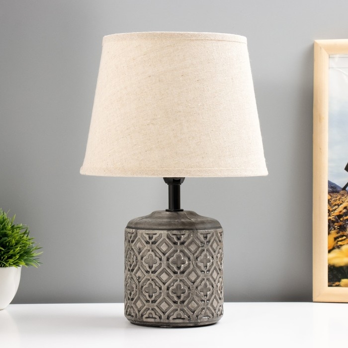 Настольная лампа Настольная лампа "Лореа" E14 40Вт серый 20х20х31 см RISALUX