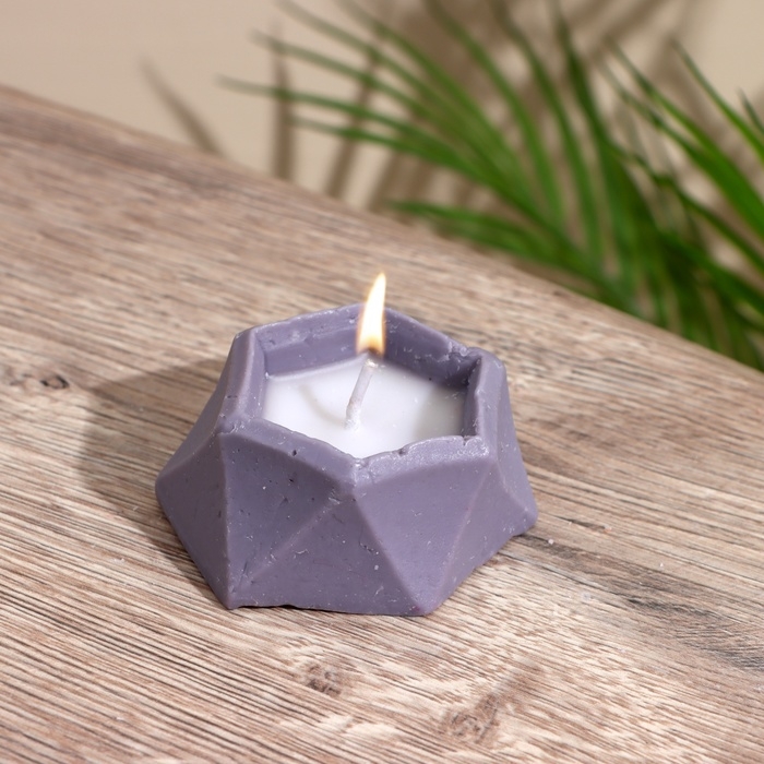 Свеча шестиугольная 6х6х3 см, соевый воск Свеча шестиугольная 6х6х3 см, соевый воск