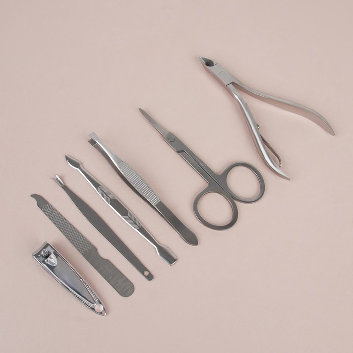 Набор маникюрный, 7 предметов, в футляре, цвет МИКС Набор маникюрный, 7 предметов, в футляре, цвет МИКС