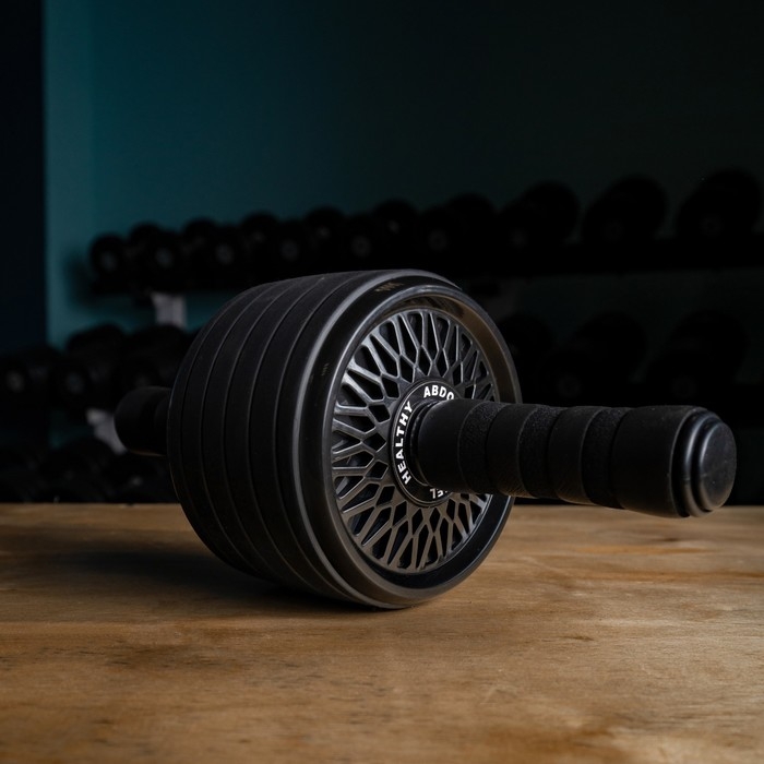 Ролик для пресса ONLYTOP, 34х13х13 см, с ковриком, цвет чёрный Ролик для пресса ONLYTOP, 34х13х13 см, с ковриком, цвет чёрный