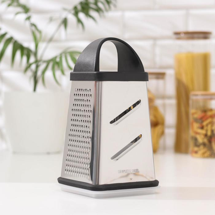 Тёрка с контейнером «Синтай», 13×13,5×24 см, цвет ручки чёрный Тёрка с контейнером «Синтай», 13×13,5×24 см, цвет ручки чёрный