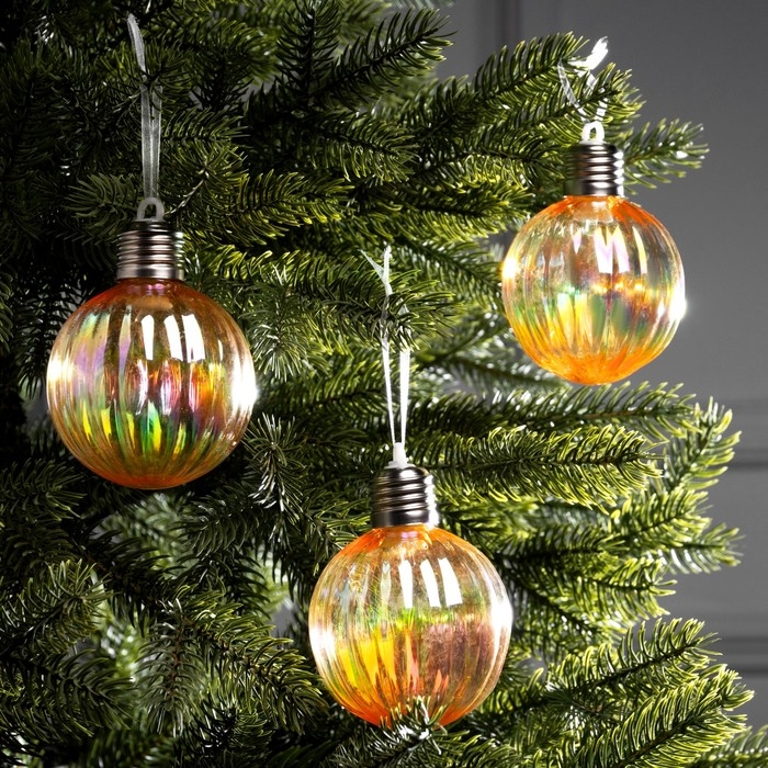 Набор елочных шаров Набор елочных шаров "Золотистые грани", d=7 см, 3 LED, 3 шт, батарейки AG13x9 (нет в комплекте), свечение тёплое белое