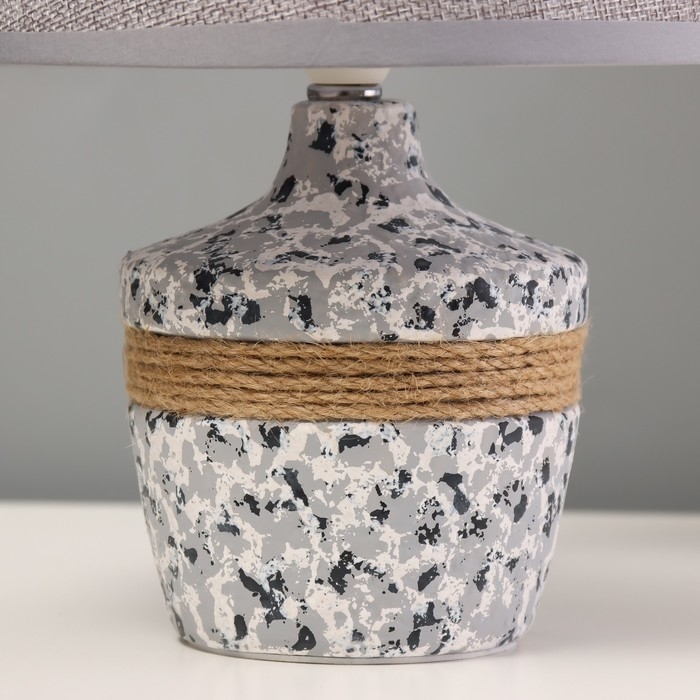 Настольная лампа Настольная лампа "Инга" Е14 40Вт серый 20х20х29см