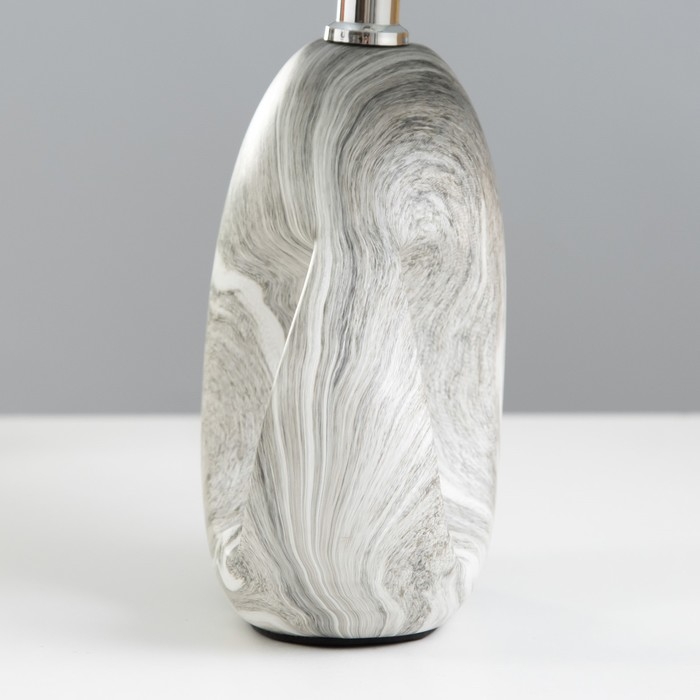 Настольная лампа Настольная лампа "Пьет" E14 40Вт серый 23х23х34 см RISALUX