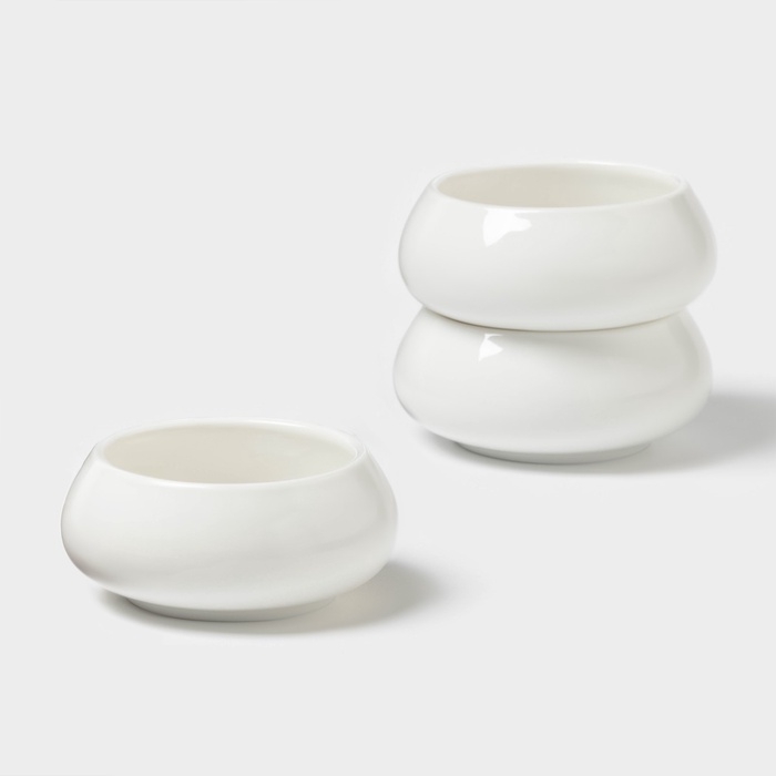 Набор соусников Magistro OliveQueen, 110 мл, 9×4 см, фарфор, 3 шт, белый Набор соусников Magistro OliveQueen, 110 мл, 9×4 см, фарфор, 3 шт, белый