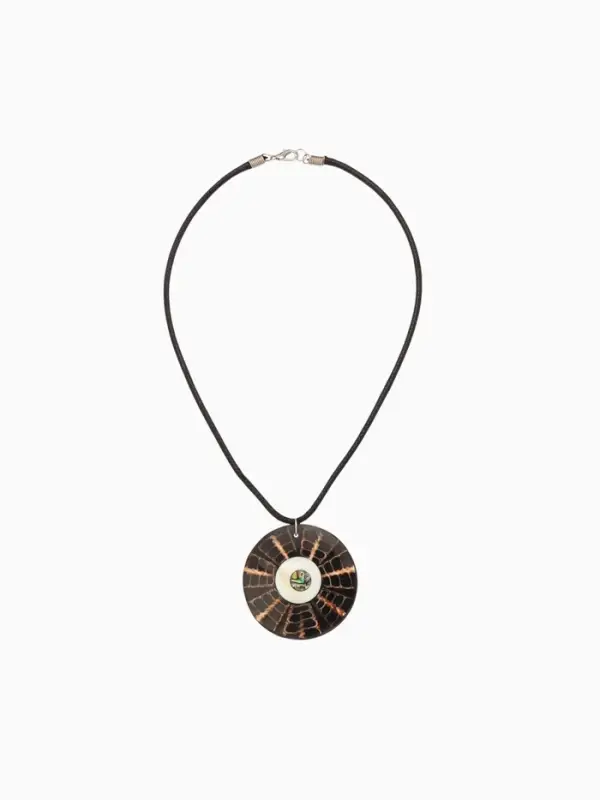 Кулон &laquo;Око&raquo;, ракушка