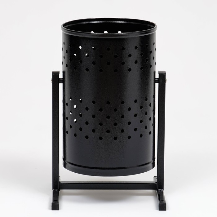 Урна уличная «Уралочка» 21 л, 32 х 50 х 26,5 см, черная, бак 0,6 мм Урна уличная «Уралочка» 21 л, 32 х 50 х 26,5 см, черная, бак 0,6 мм