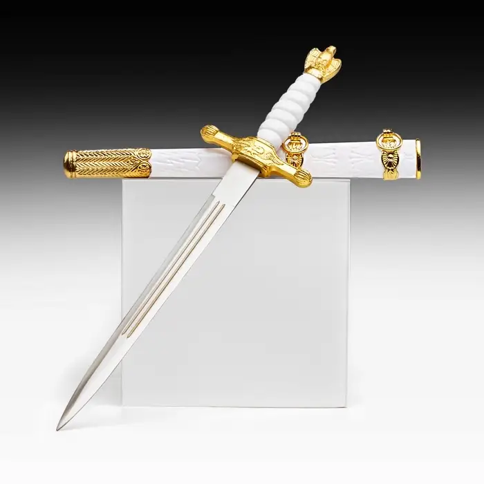 Макет оружия &laquo;Сувенирный кортик. Белый с золотой отделкой&raquo;, 35 см