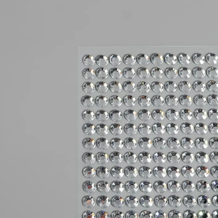 Стразы самоклеящиеся, d=6 мм, 160 шт. на листе, цвет серебряный