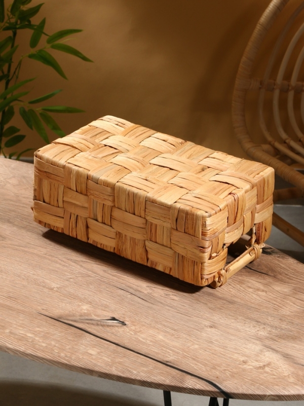 Корзина плетеная 35х20х15 см, водный гиацинт Корзина плетеная 35х20х15 см, водный гиацинт