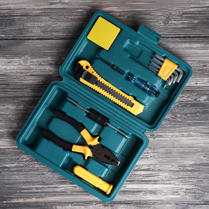 Подарочный набор инструментов в кейсе «Мастер на все руки», 11 предметов