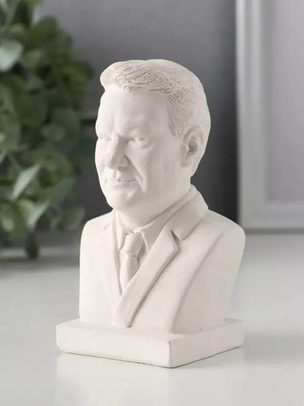 Бюст «Ельцин», 11×7×5 см, гипс Бюст «Ельцин», 11×7×5 см, гипс