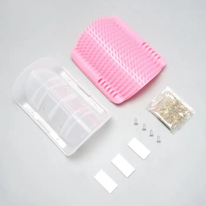 Массажёр - чесалка на угол, размер S, 13.5&times;9&times;5 см, с кошачьей мятой, розовый