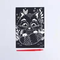 Гравюра детская &laquo;Енотик на полянке&raquo;, А5, с металлическим эффектом голография