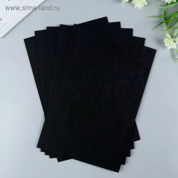 Фетр жесткий 1 мм 20×30 см черный