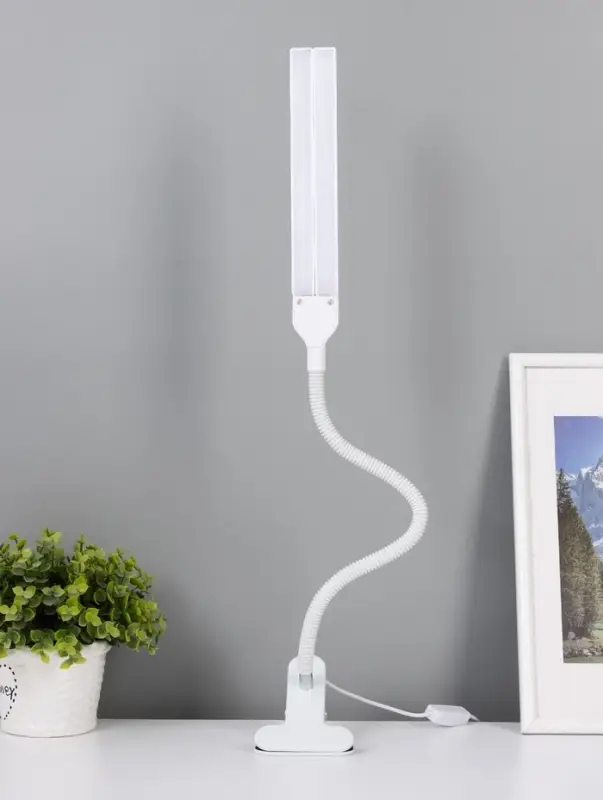 Настольная лампа RISALUX &laquo;Семи&raquo;, LED 5 Вт, 6000К, 7.5&times;10.5&times;65 см, белый