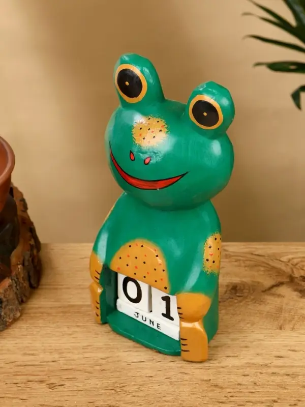 Календарь настольный «Лягушка», 10×6.5×21 см, дерево, зелёный