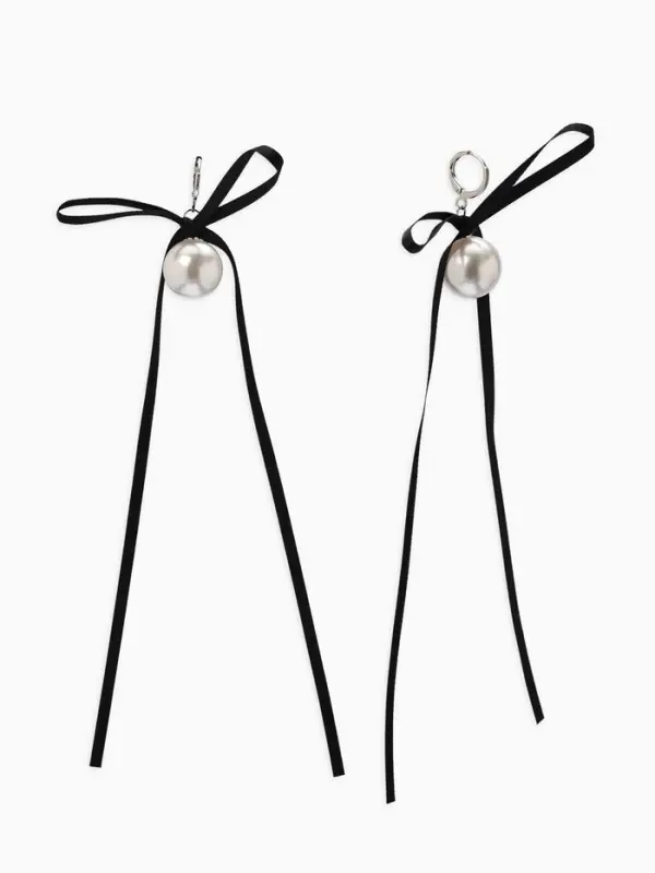 Серьги жемчуг Серьги жемчуг "Бусина с бантиком", №16, цвет бело-чёрный в серебре