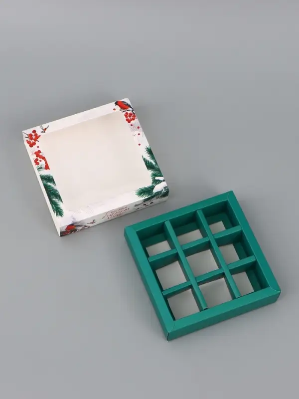 Коробка подарочная для 9 конфет &laquo;Снегири&raquo; 14.5&times;14.5&times;3.5 см