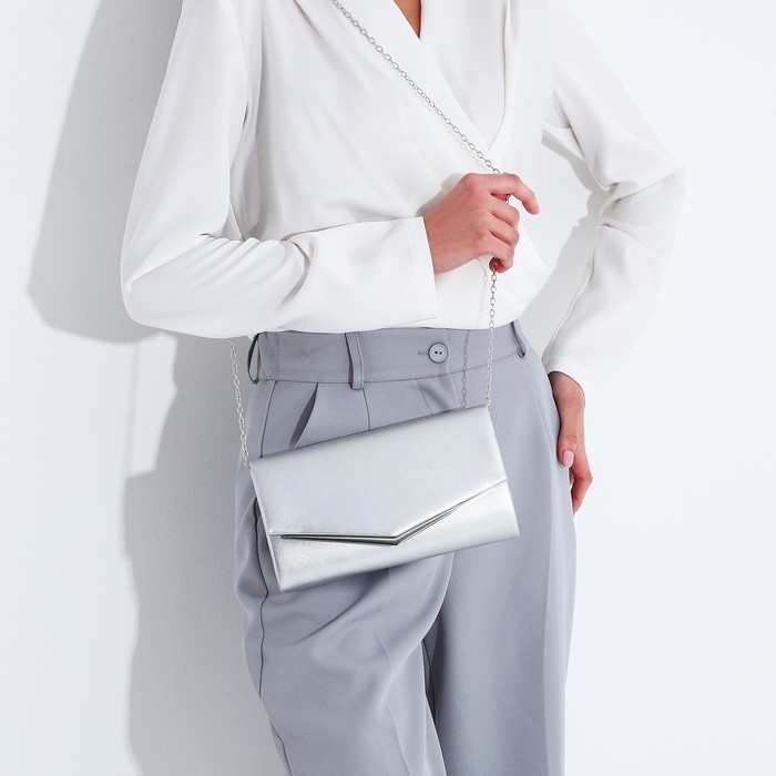 Сумка-клатч на магните, цвет серебряный Сумка-клатч на магните, цвет серебряный