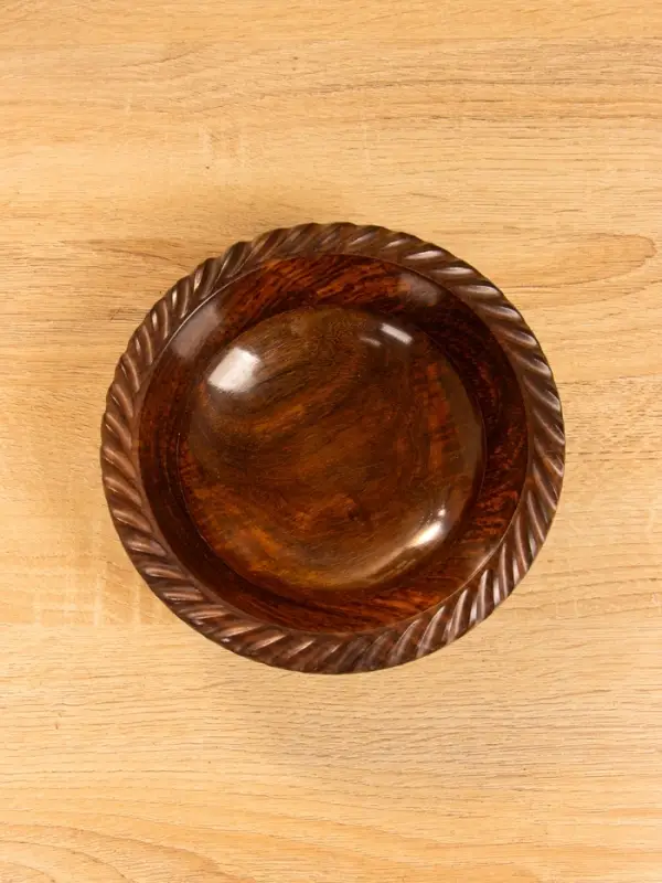 Чаша "Тарталетка" 18х18х5 см, дерево шишам