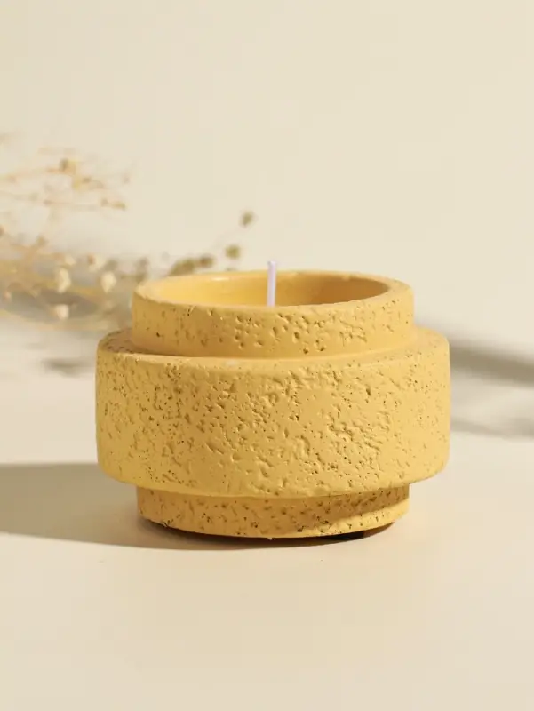 Свеча в подсвечнике вулканическом &laquo;Цилиндры&raquo;, жёлтая, 8.1&times;8.1&times;5.4 см