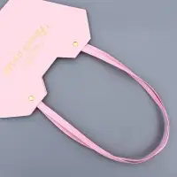 Сумка для цветов тиснение розовая, &laquo;Самой прекрасной&raquo;, влагостойкая, 23&times;15&times;9 см