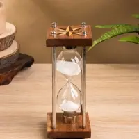 Песочные часы &laquo;Стороны света&raquo;, 7.5&times;7.5&times;19 см, на 2 минуты