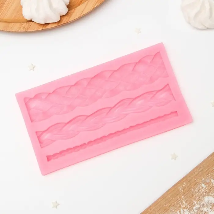 Молд «Плетение», силикон, 15,5×8,4×0,8 см, цвет МИКС Молд «Плетение», силикон, 15,5×8,4×0,8 см, цвет МИКС