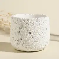 Свеча в подсвечнике вулканическом &laquo;Лава&raquo;, белая, 8.5&times;8.5&times;7.5 см