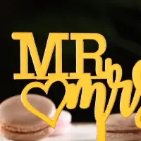 Топпер для торта «Mr&Mrs», золото