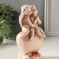 Фигурка гипс &laquo;Ангелочки на сердце&raquo;, 15 см, эффект старения, слоновая кость
