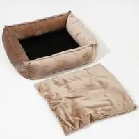 Лежанка для кошек и собак велюровая Pet Lab, 45 х 40 х 15 см, бежевая Лежанка для кошек и собак велюровая Pet Lab, 45 х 40 х 15 см, бежевая