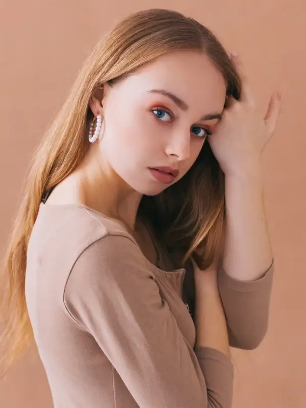 Серьги кольца с жемчугом QF &laquo;Нежность жемчуга&raquo;, d=3.5 см, белые в золоте