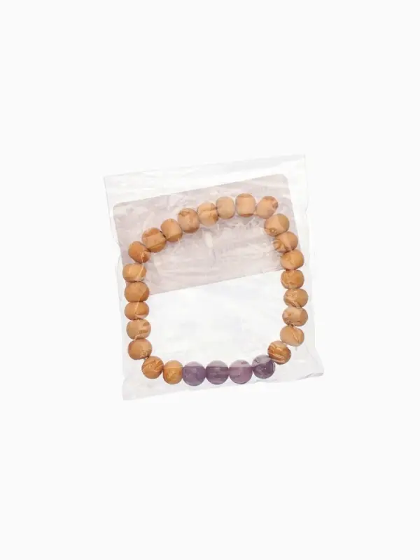 Браслет из сандалового дерева с агатом, длина 18 см, цв. сиреневый Браслет из сандалового дерева с агатом, длина 18 см, цв. сиреневый