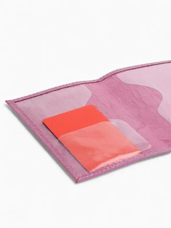 Обложка для паспорта, натуральная кожа, тиснение фольгой, сиреневая